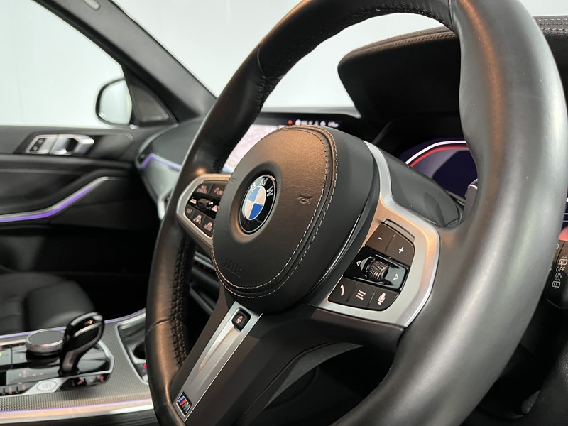 2022 (72) BMW X5 xDrive40d MHT M Sport 5dr Auto 5042873