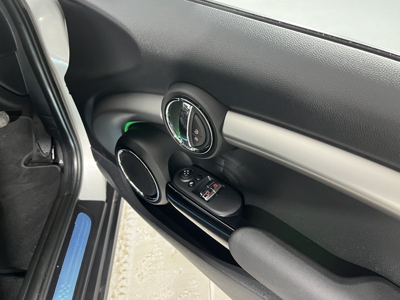 2019 (69) MINI HATCHBACK 2.0 Cooper S Exclusive II 3dr Auto 5049385