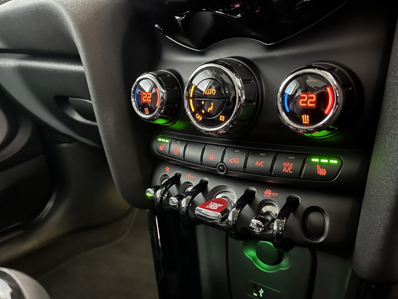 2019 (69) MINI HATCHBACK 2.0 Cooper S Exclusive II 3dr Auto 5049395