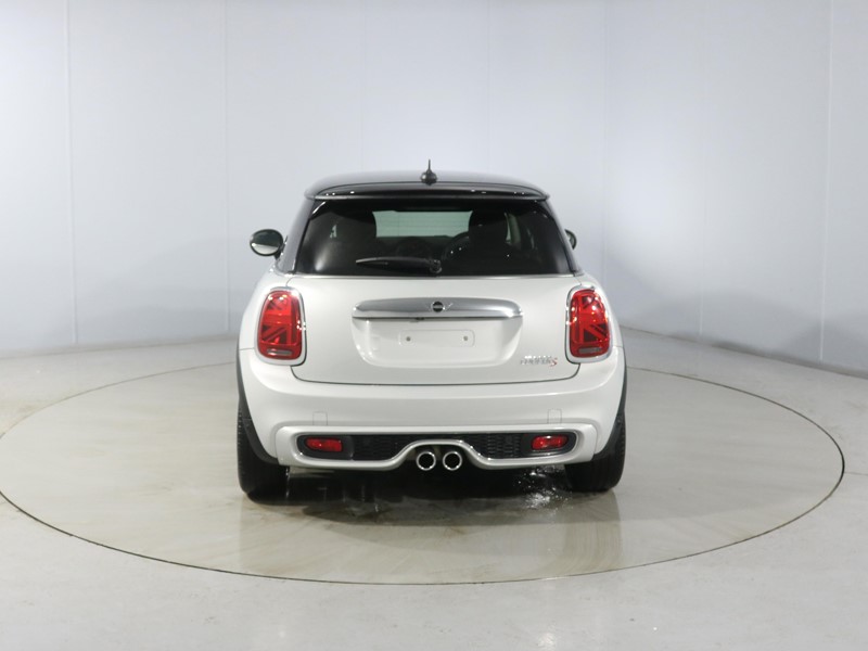 2019 (69) MINI HATCHBACK 2.0 Cooper S Exclusive II 3dr Auto 5049380