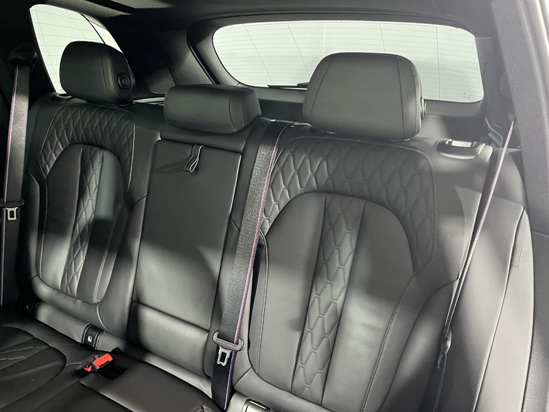 2022 (72) BMW X5 xDrive40d MHT M Sport 5dr Auto 5052894