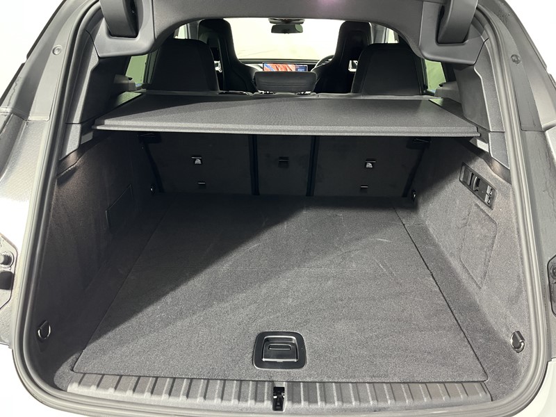 2025 (75) BMW iX 300kW xDrive45 M Sport 101kWh 5dr Auto 5119745