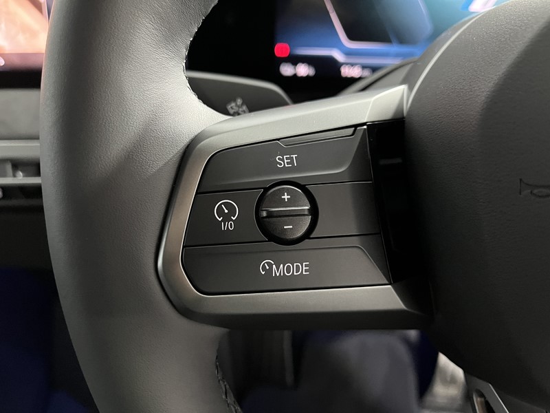 2025 (75) BMW iX 300kW xDrive45 M Sport 101kWh 5dr Auto 5119755