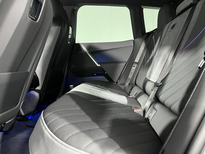 2025 (75) BMW iX 300kW xDrive45 M Sport 101kWh 5dr Auto 5119771