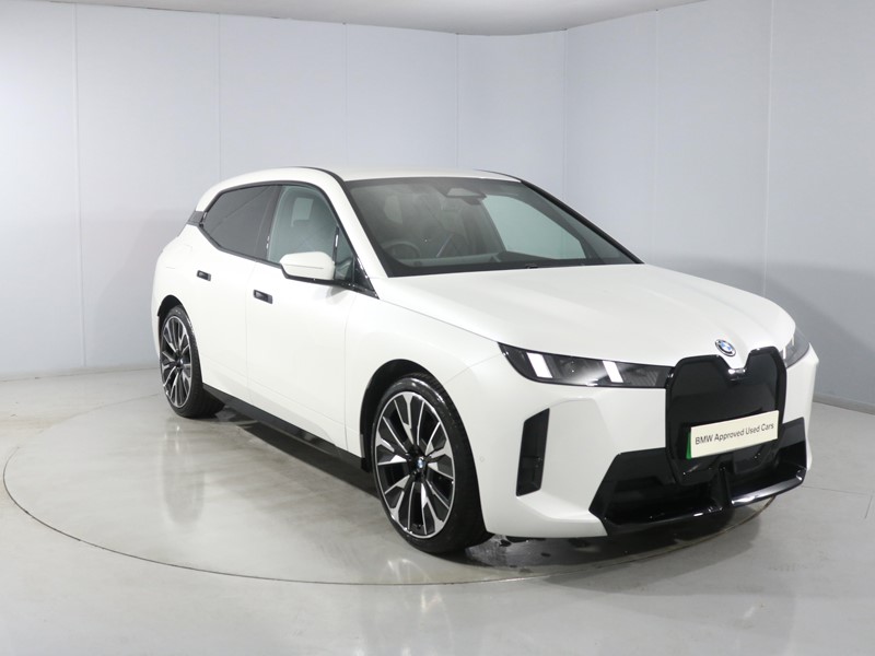 2025 (75) BMW iX 300kW xDrive45 M Sport 101kWh 5dr Auto