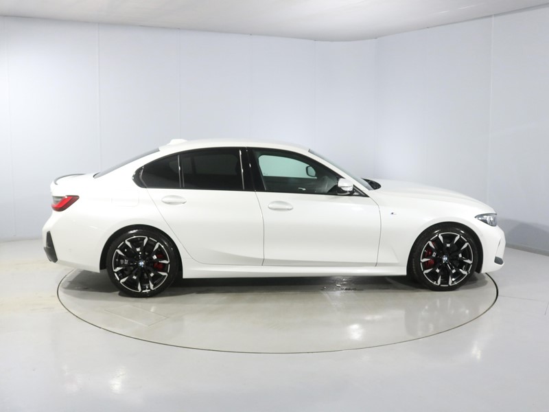 2025 (25) BMW 3 SERIES 320i M Sport 4dr Step Auto 5073010