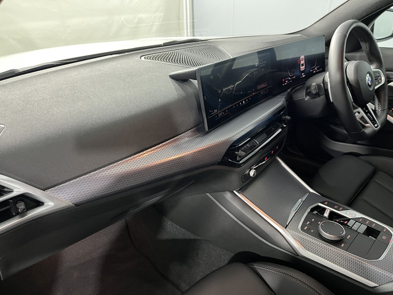 2025 (25) BMW 3 SERIES 320i M Sport 4dr Step Auto 5073014