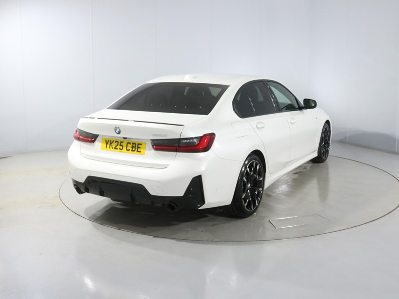 2025 (25) BMW 3 SERIES 320i M Sport 4dr Step Auto 5073055