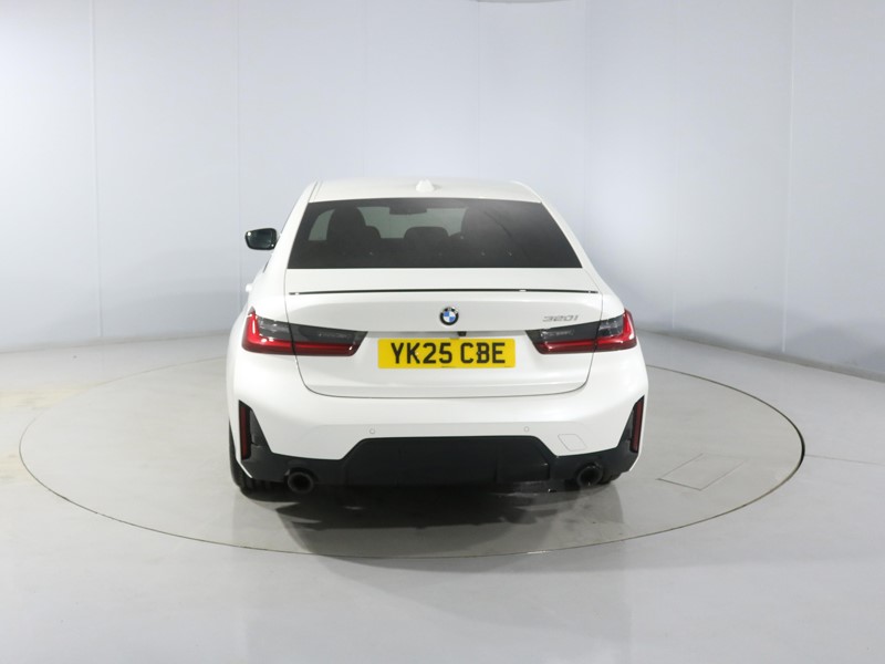2025 (25) BMW 3 SERIES 320i M Sport 4dr Step Auto 5073021