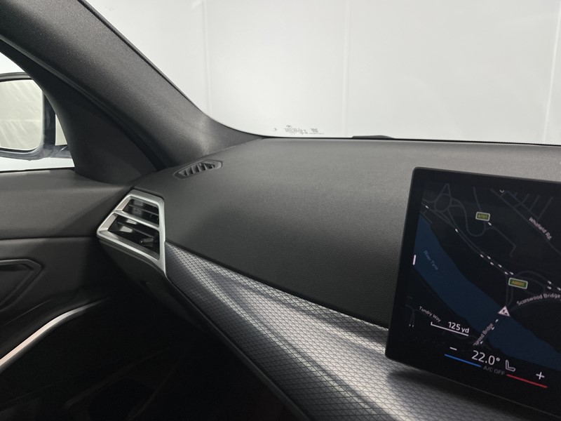 2025 (25) BMW 3 SERIES 320i M Sport 4dr Step Auto 5073032