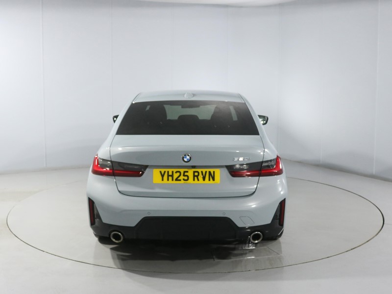 2025 (25) BMW 3 SERIES 320i M Sport 4dr Step Auto 5053796