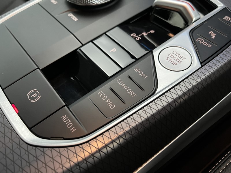 2025 (25) BMW 3 SERIES 320i M Sport 4dr Step Auto 5053815