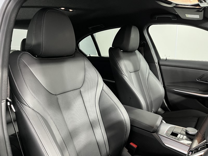 2025 (25) BMW 3 SERIES 320i M Sport 4dr Step Auto 5053792