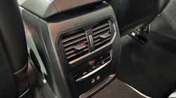 2025 (25) BMW 3 SERIES 320i M Sport 4dr Step Auto 5053821