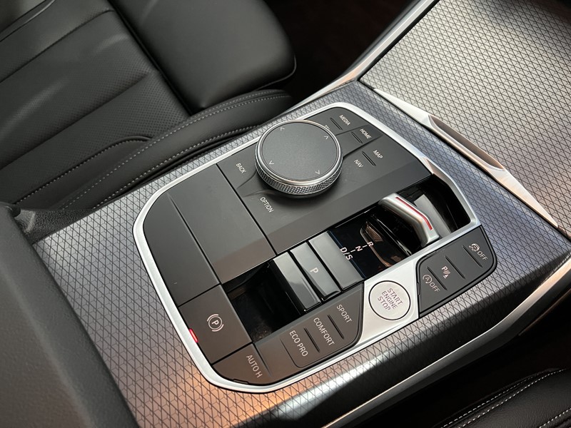 2025 (25) BMW 3 SERIES 320i M Sport 4dr Step Auto 5053791