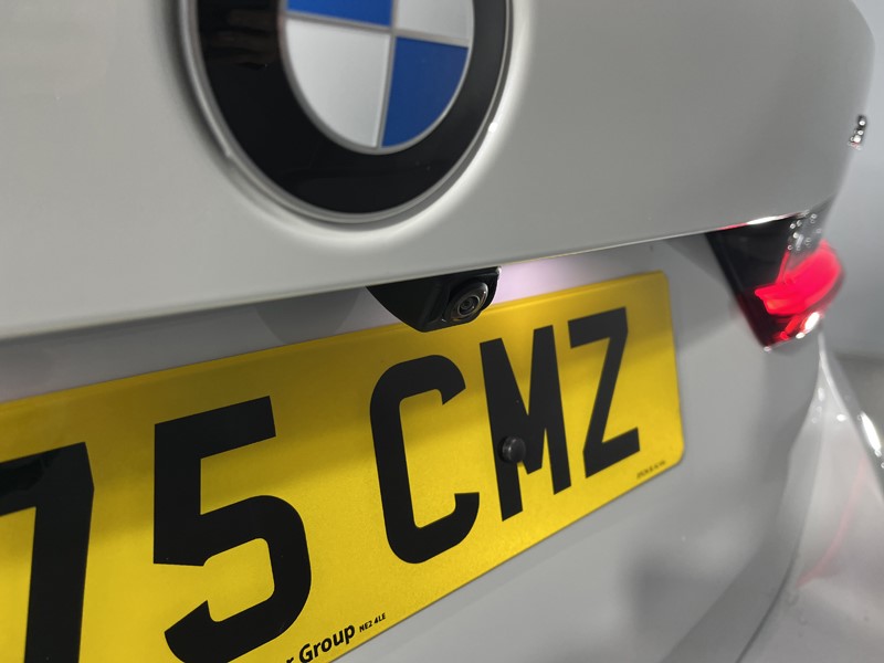 2026 (75) BMW 3 SERIES 320i M Sport 5dr Step Auto 5457250