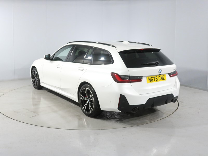 2026 (75) BMW 3 SERIES 320i M Sport 5dr Step Auto 5457205