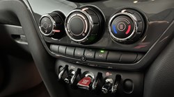 2019 (19) MINI COUNTRYMAN 1.5 Cooper Classic 5dr Auto 5064184