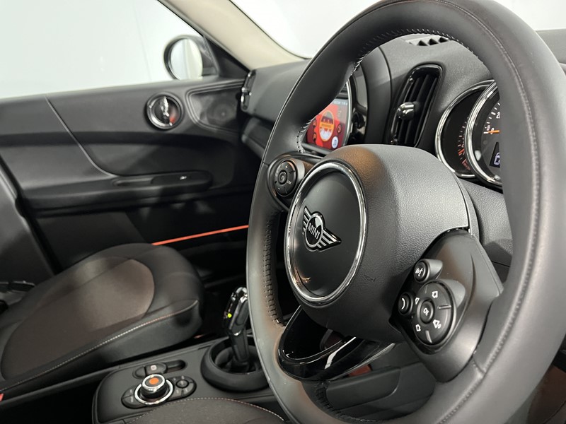 2019 (19) MINI COUNTRYMAN 1.5 Cooper Classic 5dr Auto 5064177