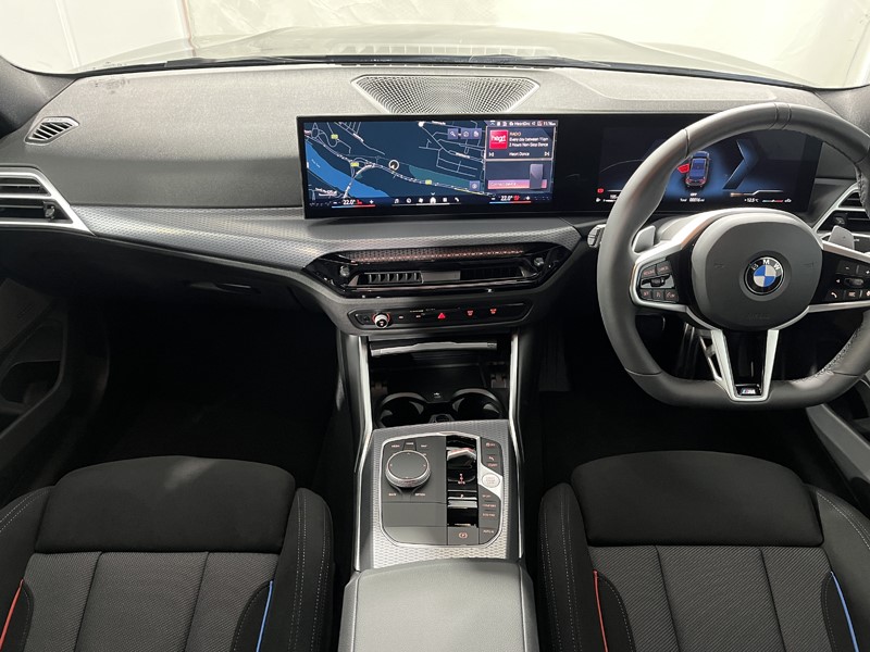 2025 (75) BMW 3 SERIES 320i M Sport 4dr Step Auto 5119685