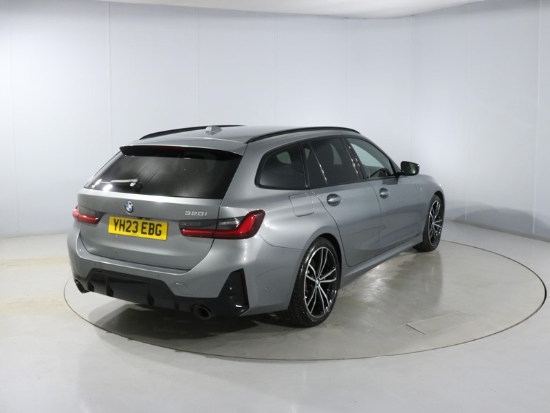 2023 (23) BMW 3 SERIES 320i M Sport 5dr Step Auto 5078796