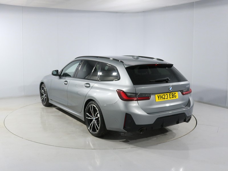 2023 (23) BMW 3 SERIES 320i M Sport 5dr Step Auto 5078746