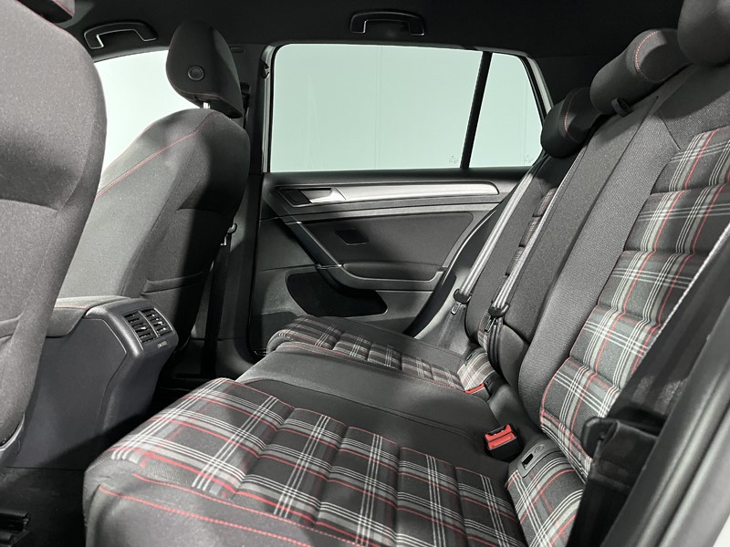 2019 (19) VOLKSWAGEN GOLF 2.0 TSI 245 GTI Performance 5dr 5053108