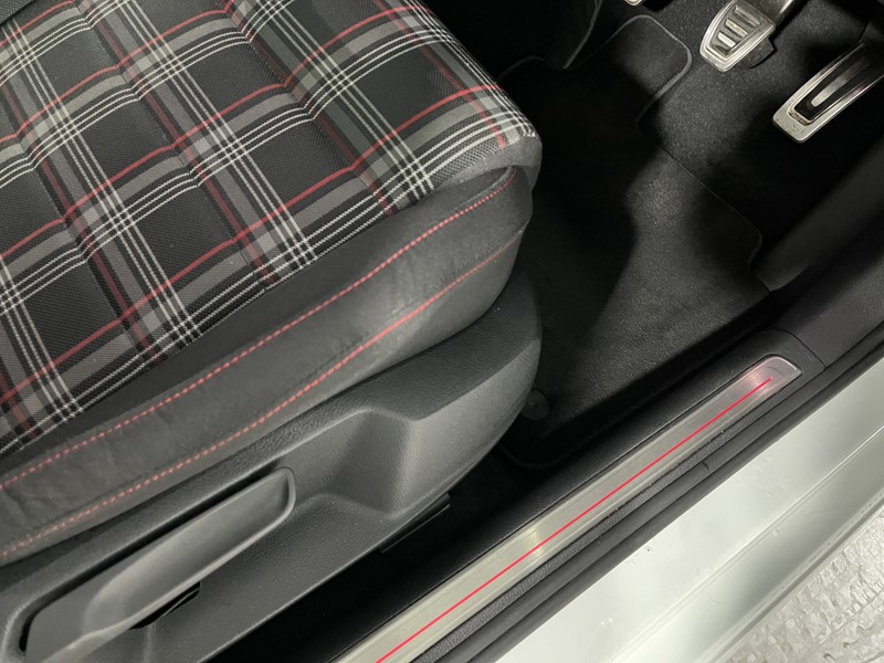 2019 (19) VOLKSWAGEN GOLF 2.0 TSI 245 GTI Performance 5dr 5053092