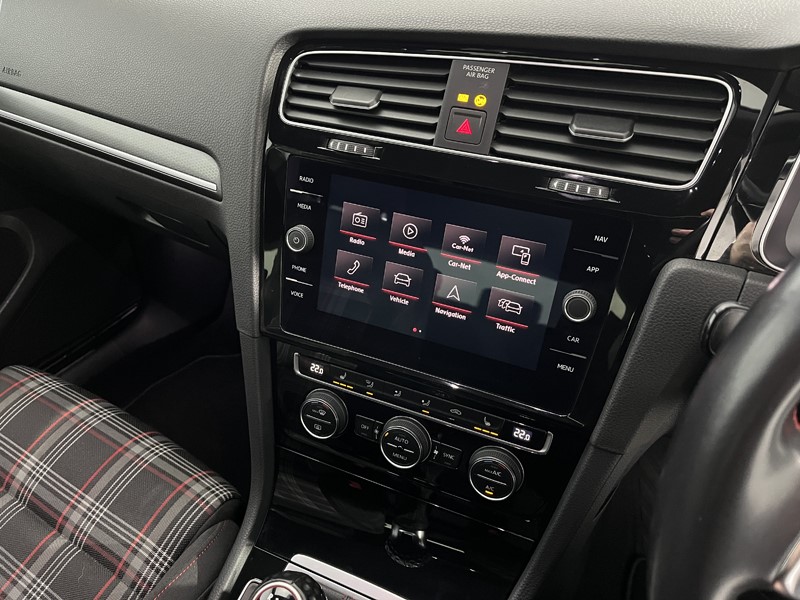 2019 (19) VOLKSWAGEN GOLF 2.0 TSI 245 GTI Performance 5dr 5053081