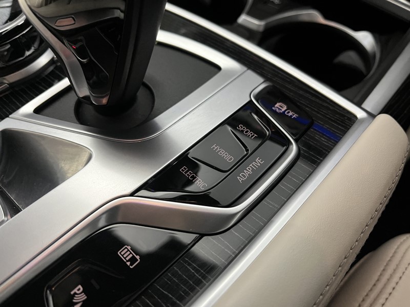 2019 (69) BMW 7 SERIES 745Le xDrive M Sport 4dr Auto 5049594