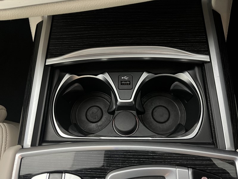 2019 (69) BMW 7 SERIES 745Le xDrive M Sport 4dr Auto 5049592