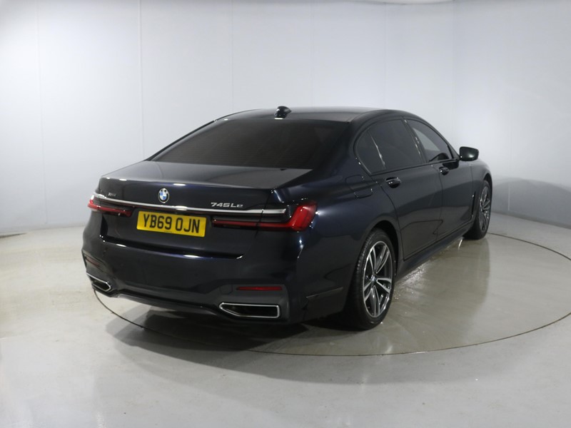 2019 (69) BMW 7 SERIES 745Le xDrive M Sport 4dr Auto 5049610