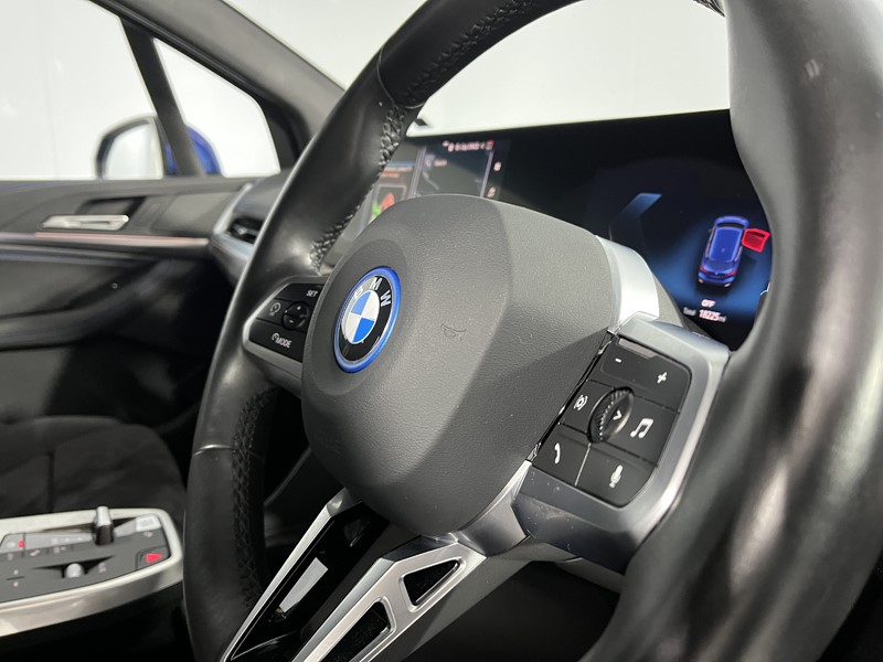 2022 (72) BMW 2 SERIES 230e xDrive M Sport 5dr DCT 5064077