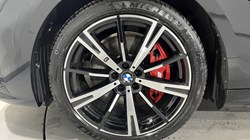 2025 (75) BMW 5 SERIES 550e xDrive M Sport Pro 5dr Auto 5072091