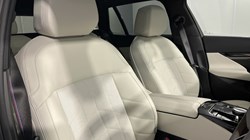 2025 (75) BMW 5 SERIES 550e xDrive M Sport Pro 5dr Auto 5072088