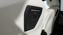 2025 (75) BMW 5 SERIES 550e xDrive M Sport Pro 5dr Auto 5072120