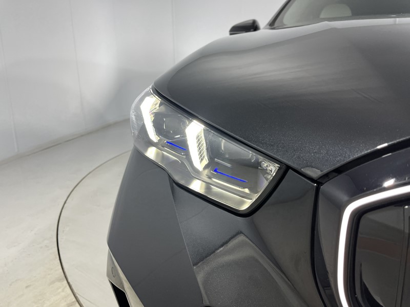 2025 (75) BMW 5 SERIES 550e xDrive M Sport Pro 5dr Auto 5072121