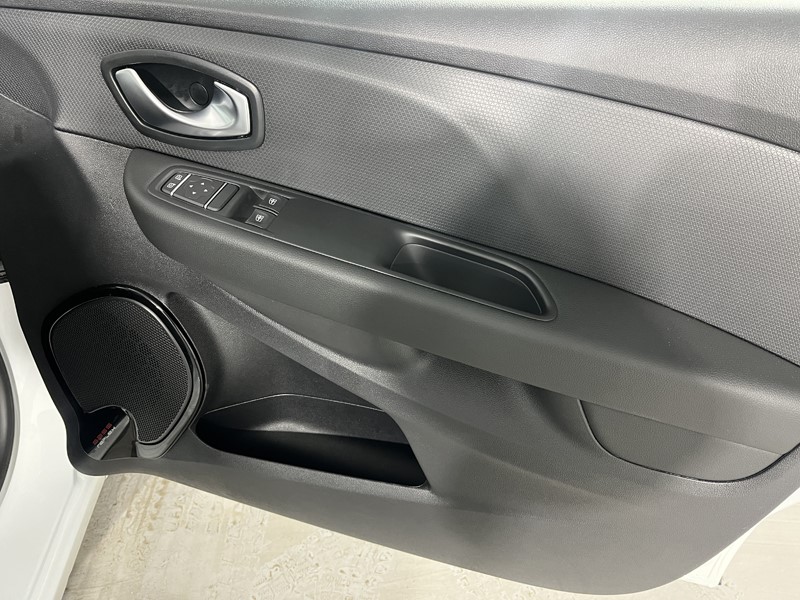 2019 (69) RENAULT CLIO 0.9 TCE 90 Play 5dr 5076066