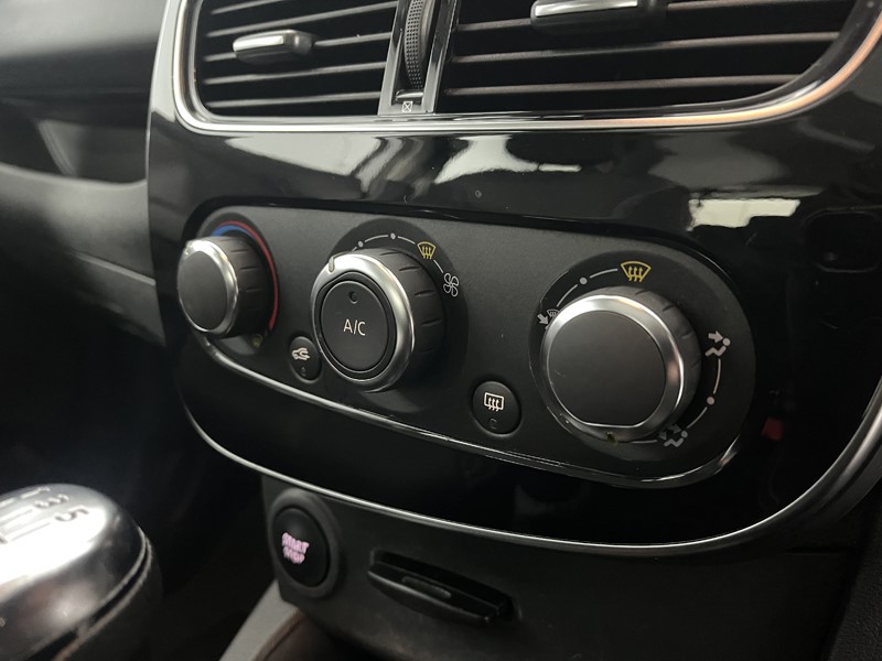 2019 (69) RENAULT CLIO 0.9 TCE 90 Play 5dr 5076076