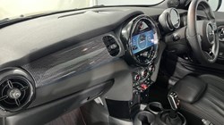 2022 (72) MINI HATCHBACK 1.5 Cooper Exclusive 3dr Auto 5308316