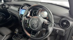 2022 (72) MINI HATCHBACK 1.5 Cooper Exclusive 3dr Auto 5308315