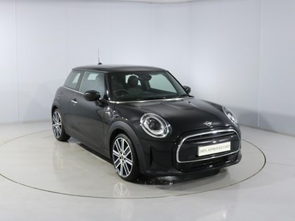 2022 (72) MINI HATCHBACK 1.5 Cooper Exclusive 3dr Auto