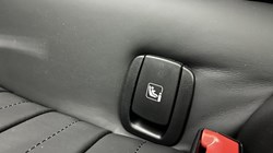 2022 (72) MINI HATCHBACK 1.5 Cooper Exclusive 3dr Auto 5308347