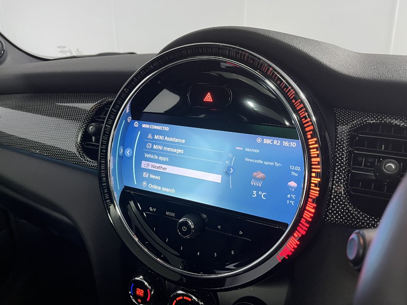 2022 (72) MINI HATCHBACK 1.5 Cooper Exclusive 3dr Auto 5308339