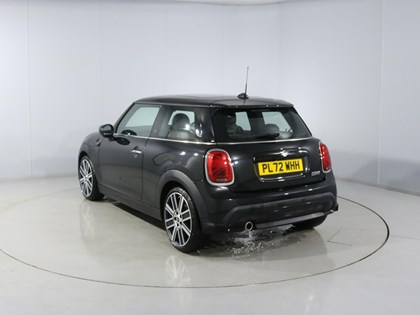 2022 (72) MINI HATCHBACK 1.5 Cooper Exclusive 3dr Auto