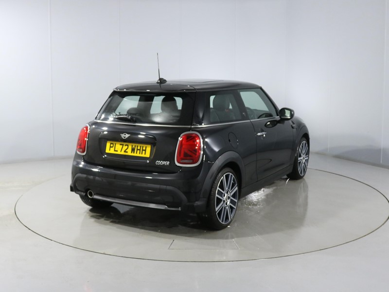 2022 (72) MINI HATCHBACK 1.5 Cooper Exclusive 3dr Auto 5064444