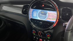 2022 (72) MINI HATCHBACK 1.5 Cooper Exclusive 3dr Auto 5308317