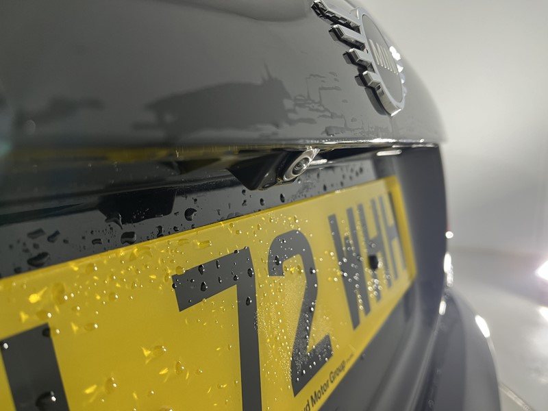 2022 (72) MINI HATCHBACK 1.5 Cooper Exclusive 3dr Auto 5308352