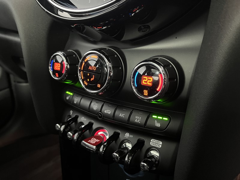 2022 (72) MINI HATCHBACK 1.5 Cooper Exclusive 3dr Auto 5064432