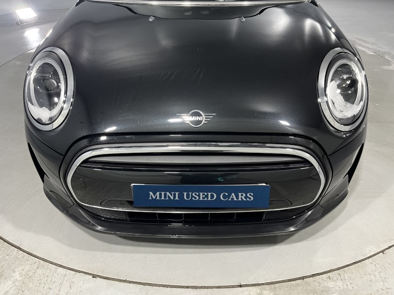 2022 (72) MINI HATCHBACK 1.5 Cooper Exclusive 3dr Auto 5308349
